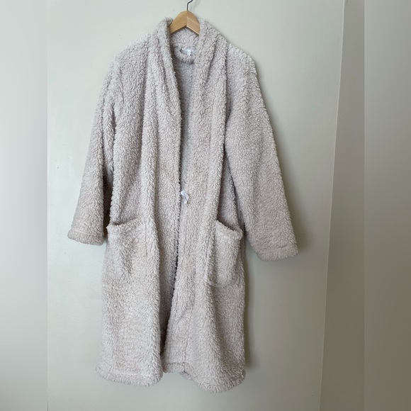 Pottery Barn Teddy Bear Plush Sherpa Robe Cream Off White Cozy Warm Women's Sz M - Picture 1 of 10